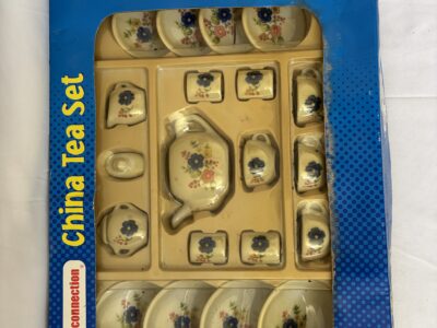 Kid connection China Tea set vintage set from the 1990s