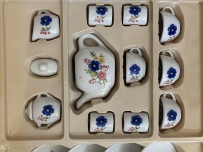 Kid connection China Tea set vintage set from the 1990s