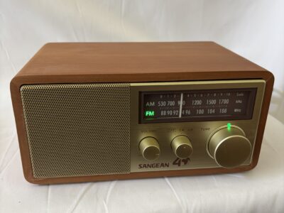 SANGEAN WR-11SE 40th Anniversary AM/FM Walnut Analog