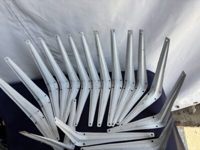 SOLD Lot of 16 metal shelving brackets for floating shelves