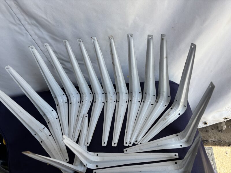 SOLD Lot of 16 metal shelving brackets for floating shelves